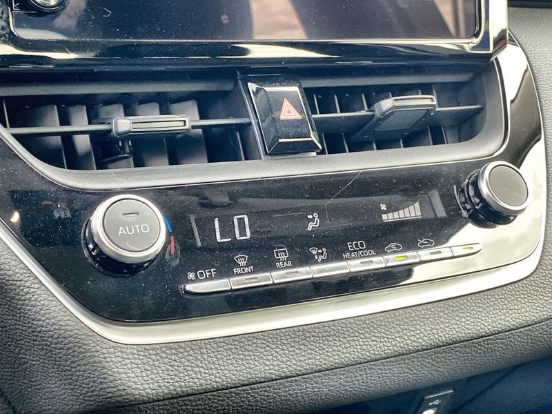 2024 Toyota Corolla LEImage 33