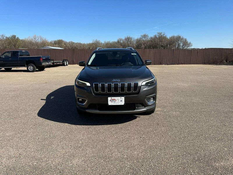 2020 Jeep Cherokee LimitedImage 3