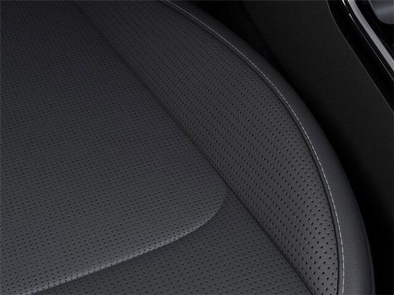 New 2025 Kia Sorento SXImage 24