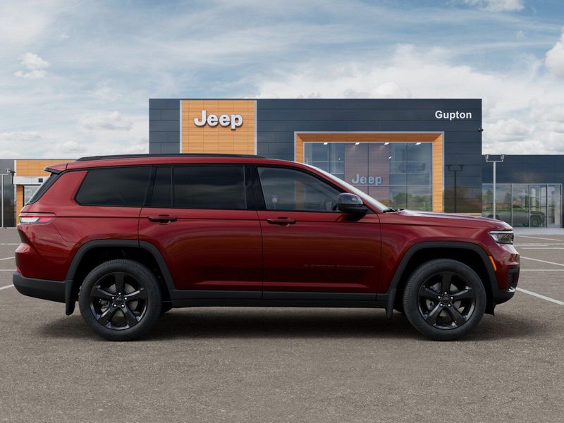 New 2025 Jeep Grand Cherokee L Altitude X 4x4Image 50