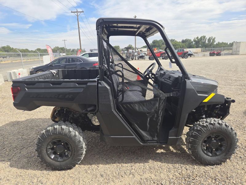 New 2026 Polaris RANGER 1000 PREMIUM 