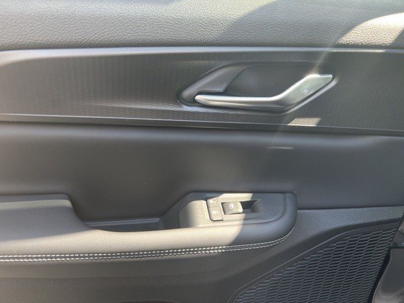 2023 Jeep Grand Cherokee Altitude 4x4Image 17