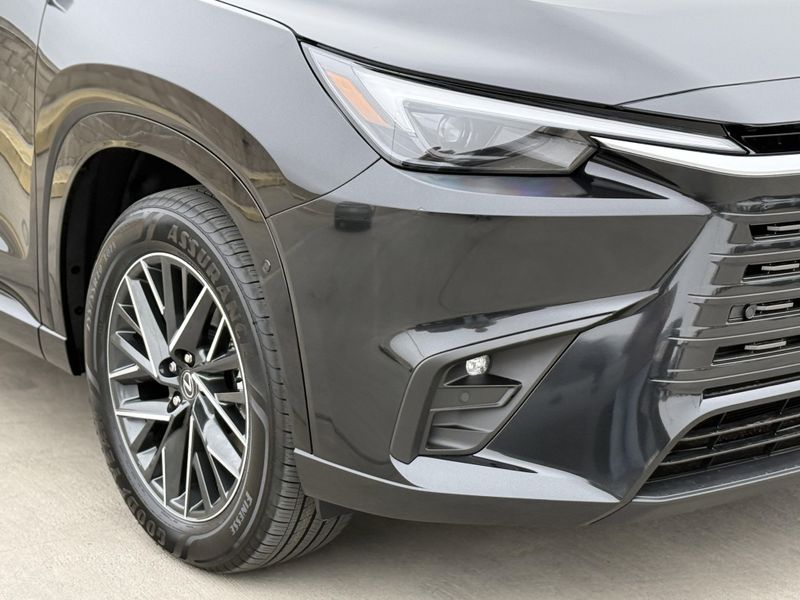 2025 LEXUS TX 350 PremiumImage 4