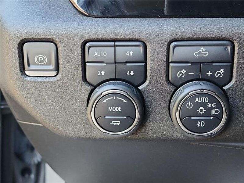 Used 2023 Chevrolet Silverado 1500 RSTImage 18