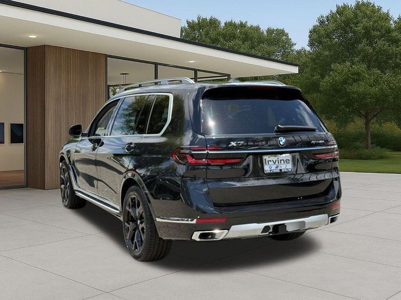 New 2027 BMW X7 xDrive40iImage 11