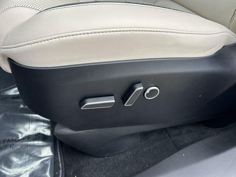 Used 2023 Tesla Model X PlaidImage 20