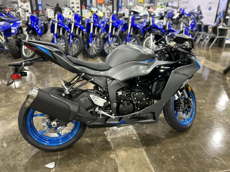 New 2026 Kawasaki NINJA ZX-6R ABS Image 5