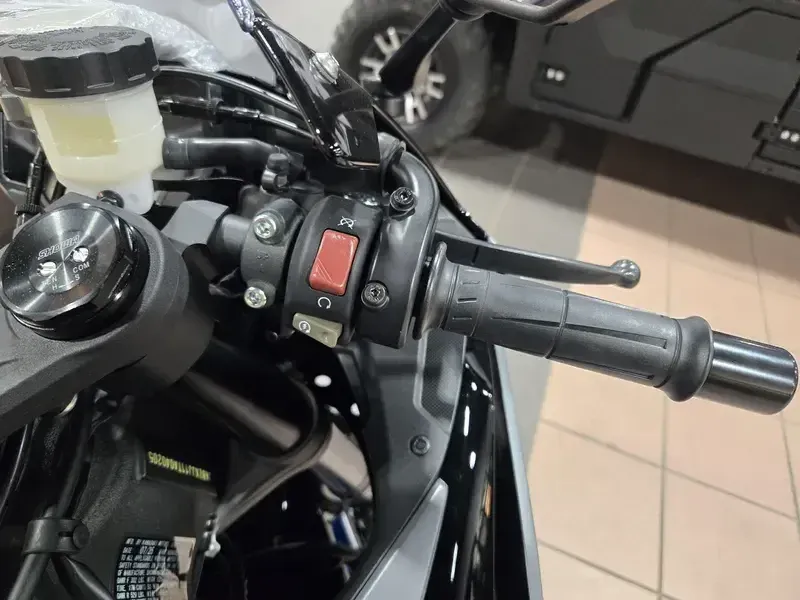 NEW 2026 KAWASAKI NINJA ZX6R Image 7