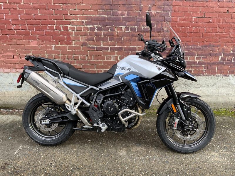 2026 Triumph TIGER 900 ALPINE EDITION