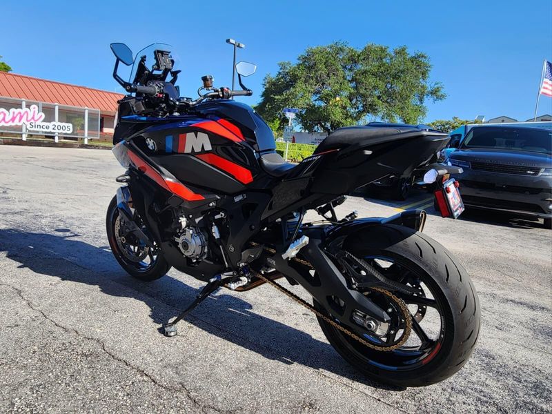 Used 2024 BMW M1000XR Image 6