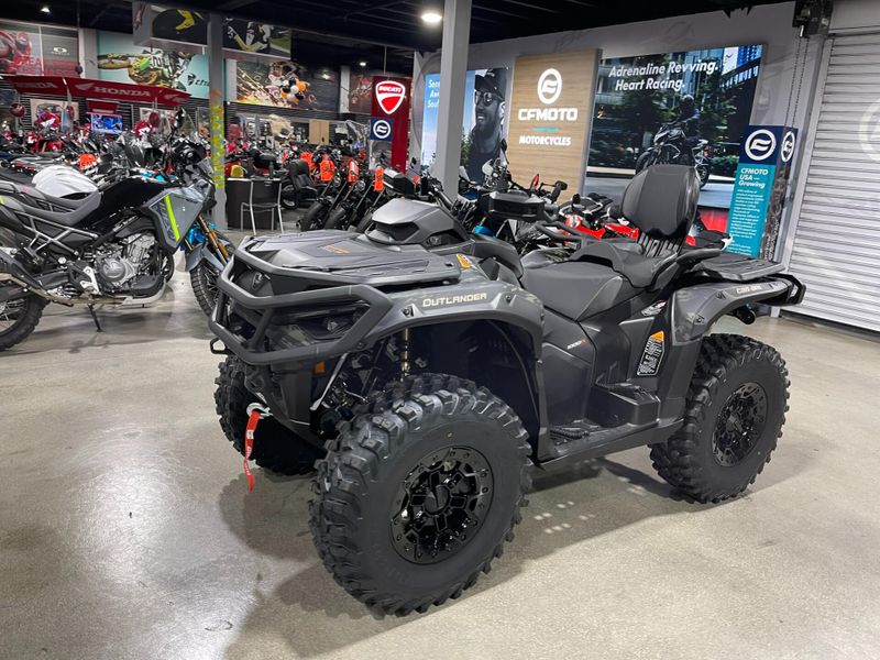 New 2026 Can-Am OUTLANDER MAX BACKCOUNTRY 1000R Image 8