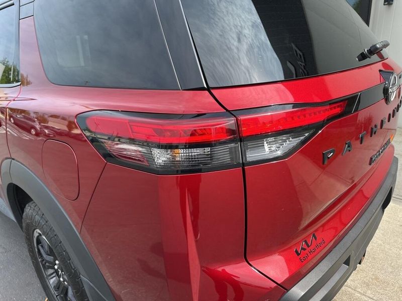 2023 Nissan Pathfinder Rock CreekImage 9