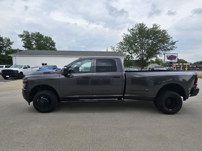 2025 RAM 3500 TradesmanImage 5