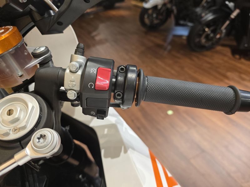 Used 2013 KTM 1190 RC8 R Image 9
