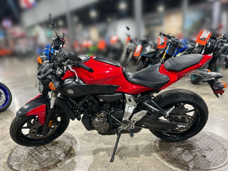 Used 2017 Yamaha FZ-07 Image 16