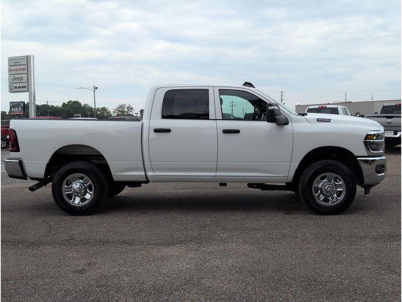New 2026 RAM 2500 Tradesman Crew Cab 4x4 6