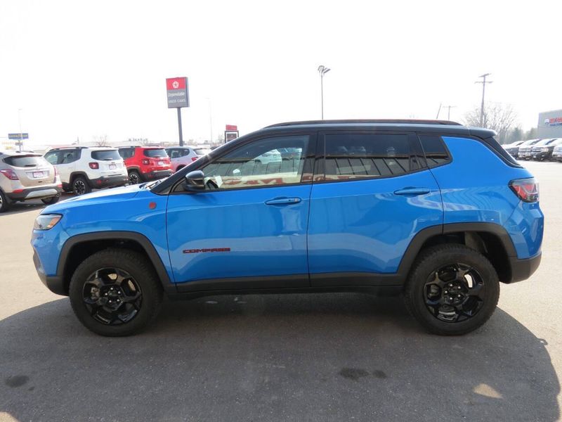 2023 Jeep Compass Trailhawk 4x4 4dr SUVImage 5