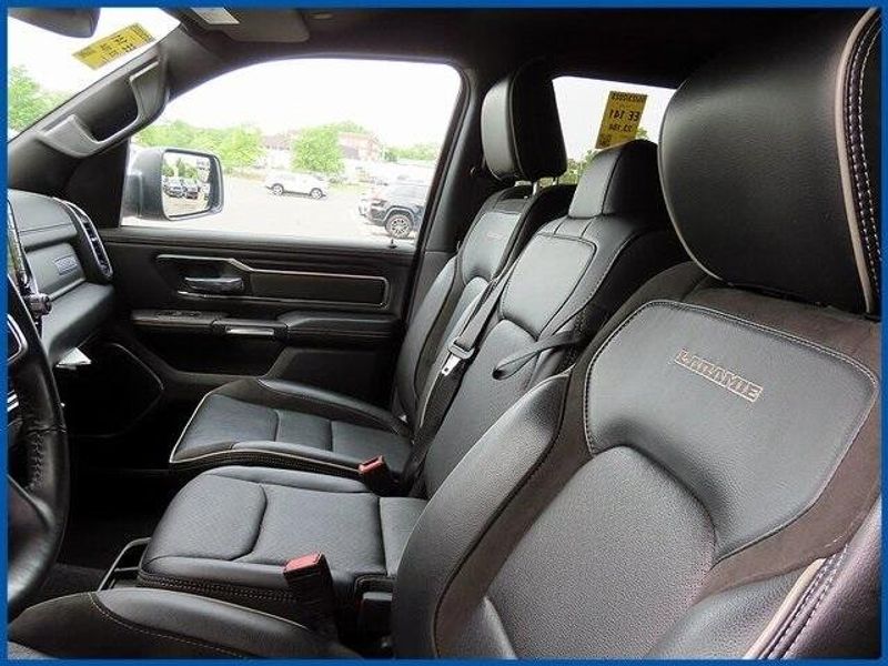 2023 RAM 1500 LaramieImage 13