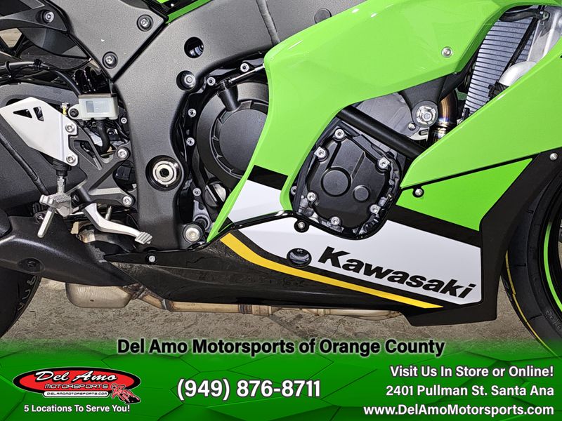 2025 Kawasaki NINJA ZX-10R KRT EDITIONImage 11