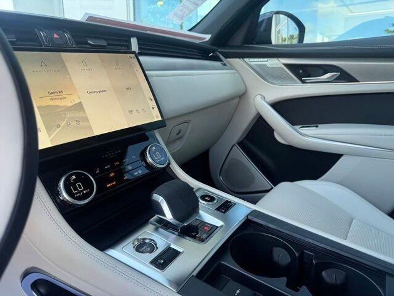 2026 Jaguar F-PACE R-Dynamic S