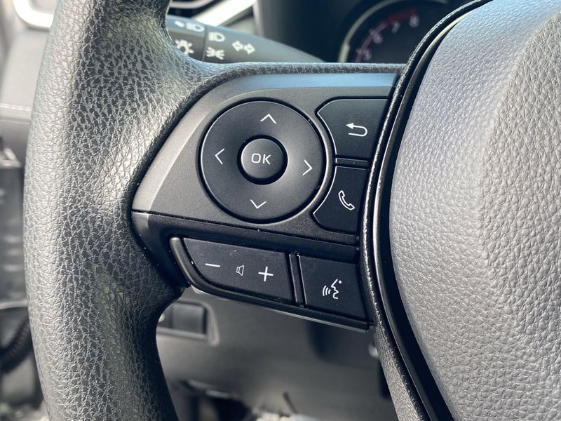 2023 Toyota RAV4 XLEImage 26