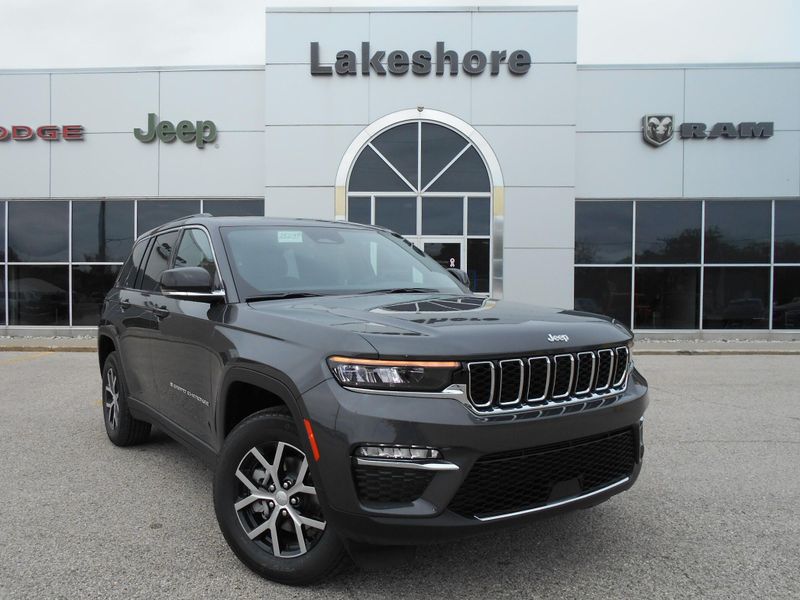 2025 Jeep Grand Cherokee Limited 4x4Image 2