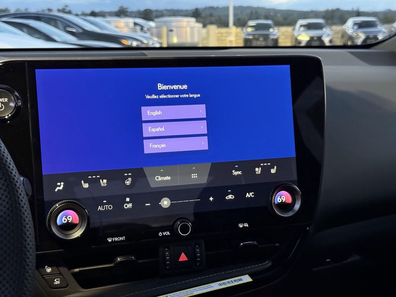 New 2026 Lexus NX 350h F SPORT HandlingImage 24