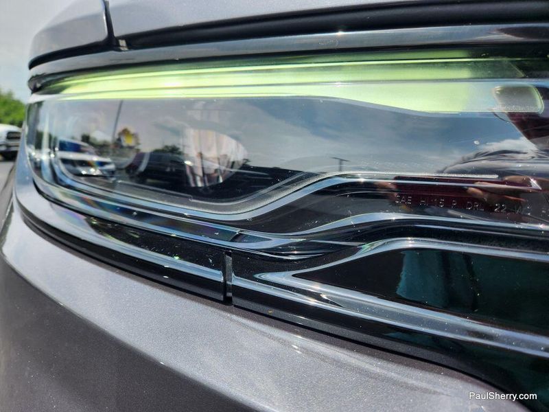 2024 Jeep Wagoneer Series II CarbideImage 26