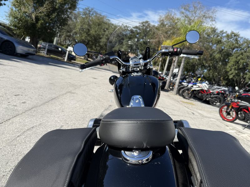 Used 2021 BMW R 18 Classic 