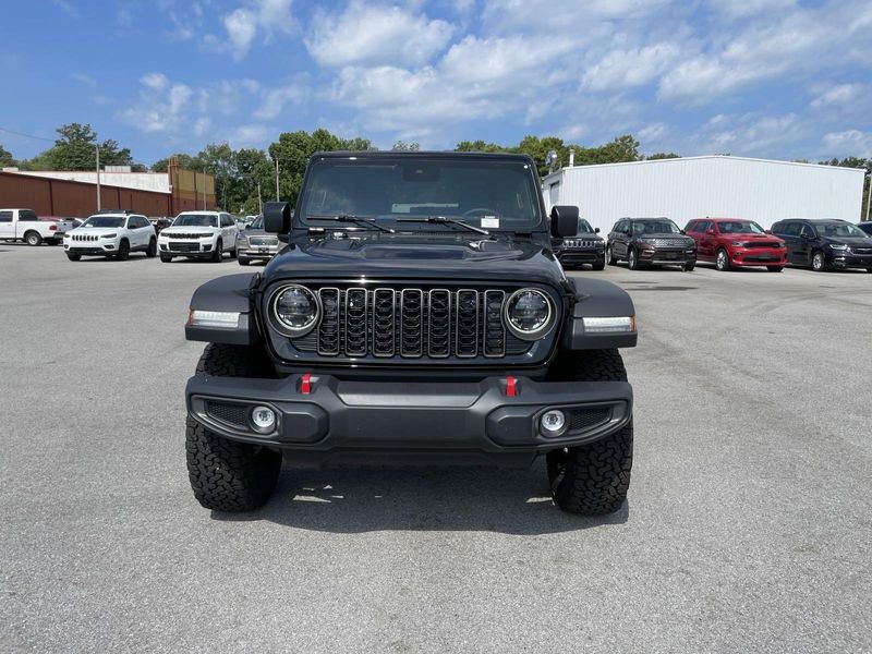 2024 Jeep Wrangler Two-Door Rubicon photo 2