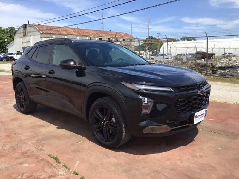 2024 Chevrolet Trax ActivImage 8