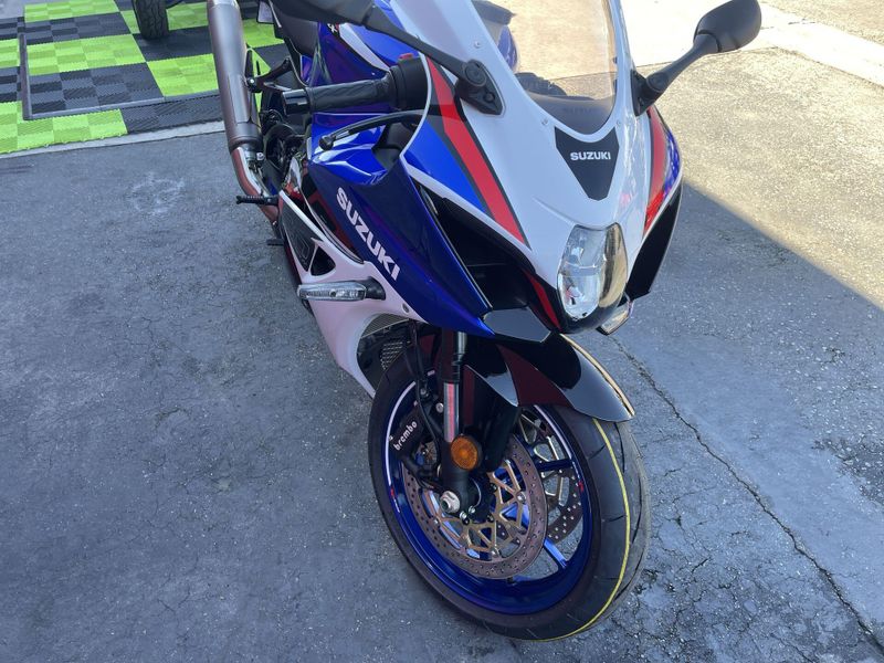 New 2027 Suzuki GSX-R1000 40TH ANNIVERSARY EDITION Image 23