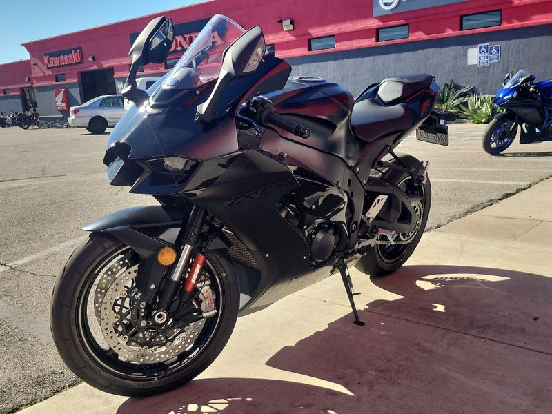 Used 2025 Kawasaki NINJA ZX-10 Image 16