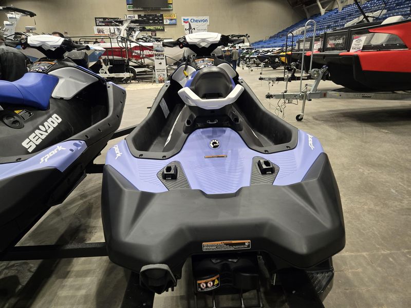 2025 SEADOO SPARK FOR 3 CONVENIENCE PACKAGE WITH SOUND SYSTEM DAZZLING BLUE AND VAPOR BLUE Image 12