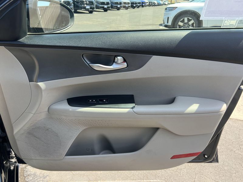 Used 2019 Kia Forte LXSImage 23