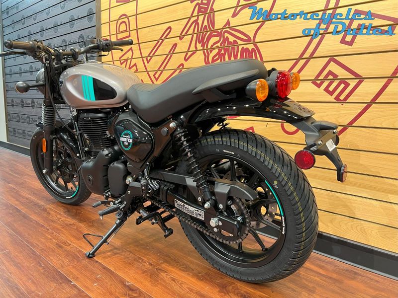 New 2024 Royal Enfield Hunter 350 Image 6