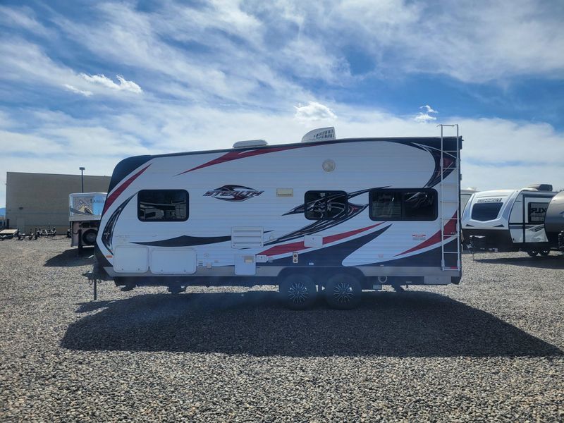Used 2015 FOREST RIVER STEALTH 1913 Image 6