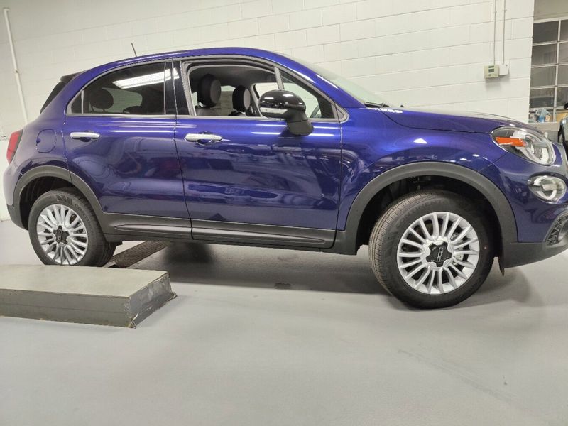 2023 Fiat 500X Pop AWDImage 3