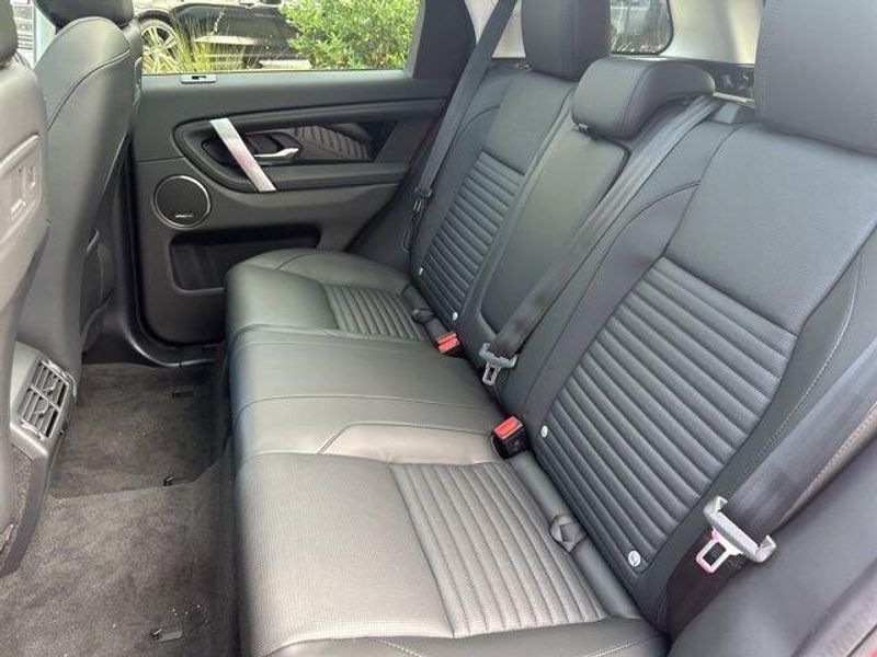 2025 Land Rover Discovery Sport S