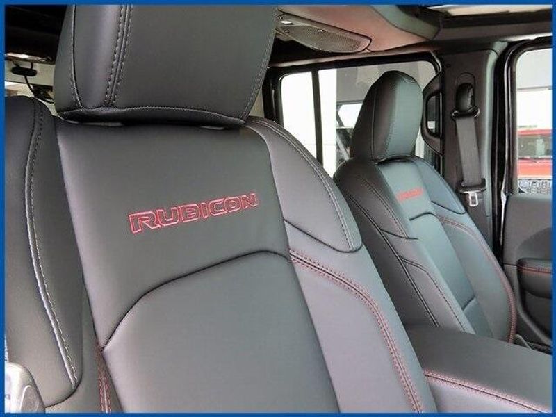 New 2025 Jeep Wrangler Rubicon XImage 9