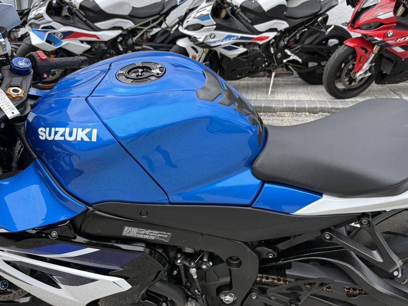 2025 Suzuki GSX-R1000RZ