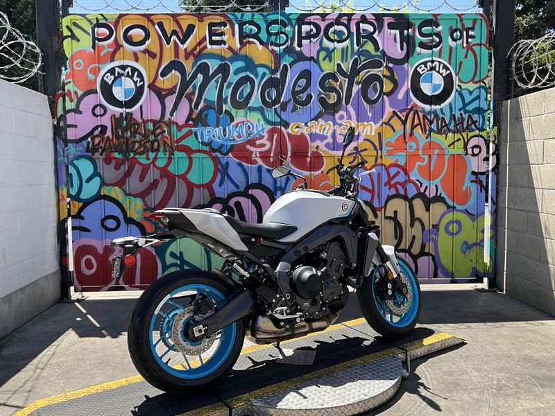 New 2025 Yamaha MT-09 Image 6