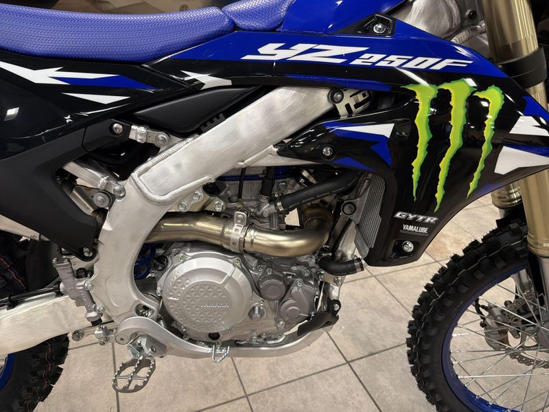 New 2027 Yamaha YZ250F MONSTER EDITION Image 21