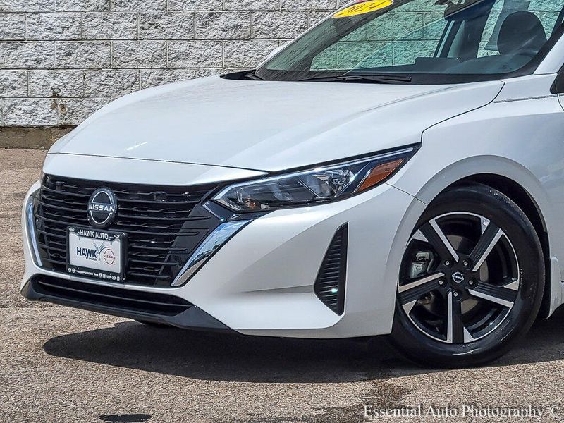 2024 Nissan Sentra SV photo 2