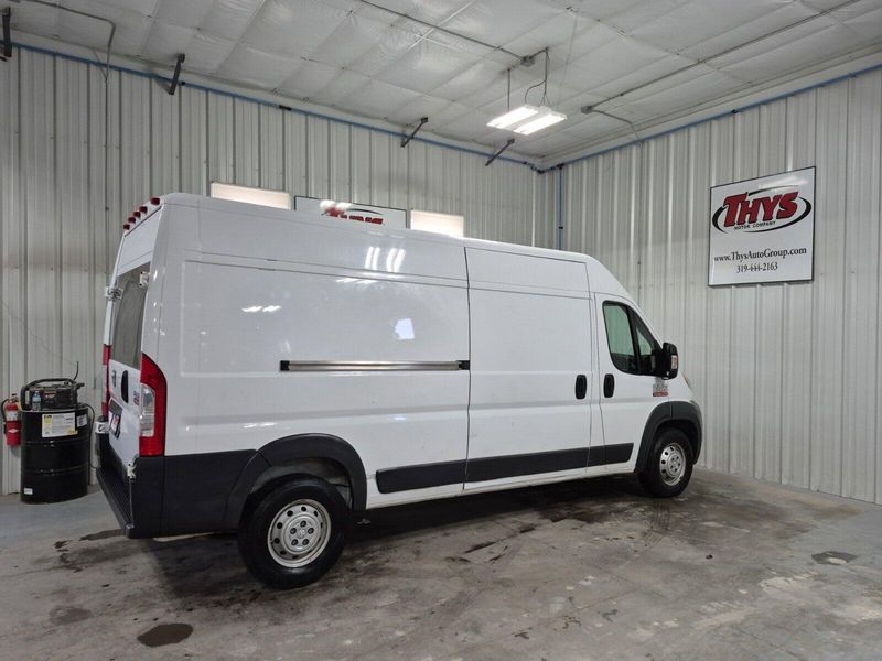 2017 RAM ProMaster 2500 Image 5