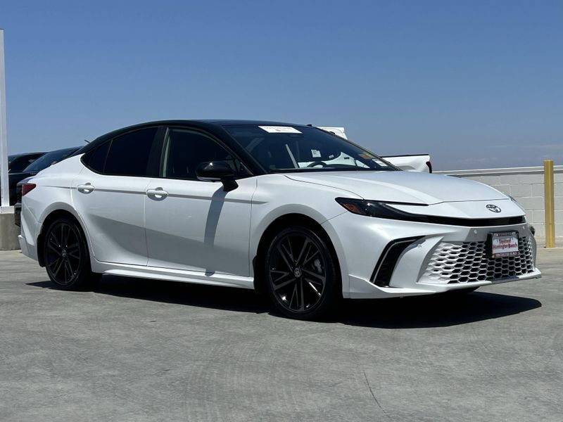 Used 2025 Toyota Camry XSEImage 2
