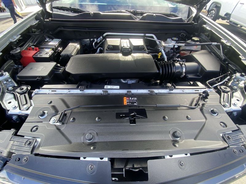 Used 2023 Chevrolet Colorado LTImage 30