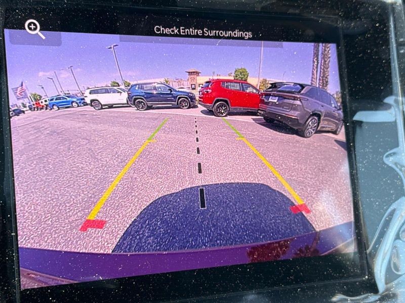 New 2026 Jeep Grand Cherokee L Laredo X 4x2
