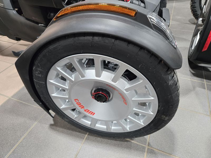 NEW 2026 CAN-AM RYKER RALLY 900 ACE Image 8