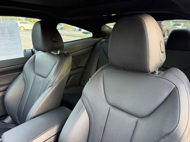 Used 2022 BMW 4 Series M440iImage 21